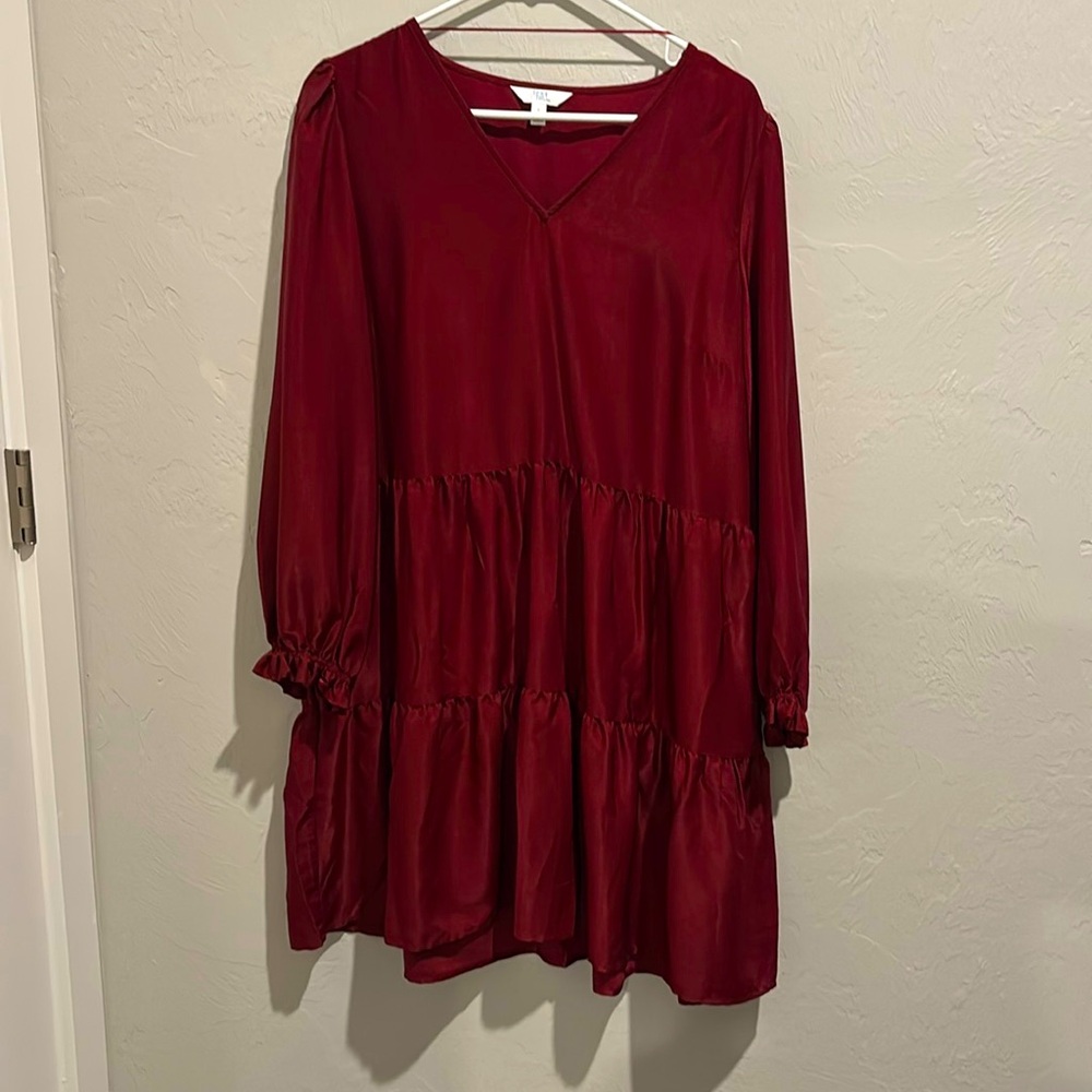 Beautiful maroon dress size 12–14 or Large